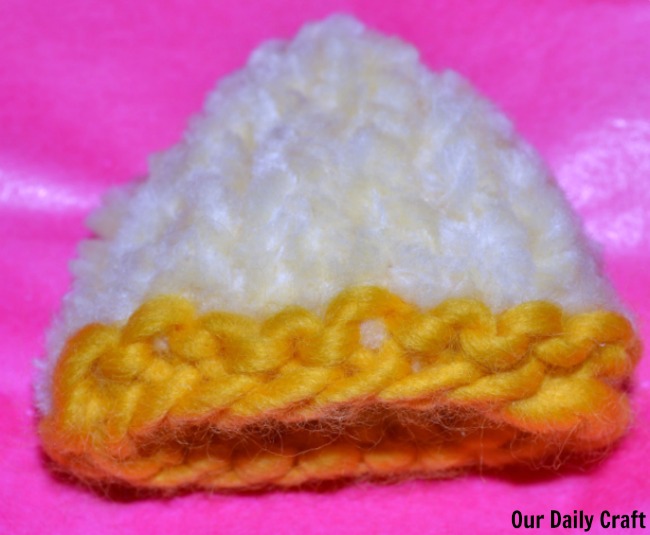 knit egg cozy for a large plastic easter egg