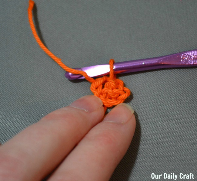 chain loop crochet flower