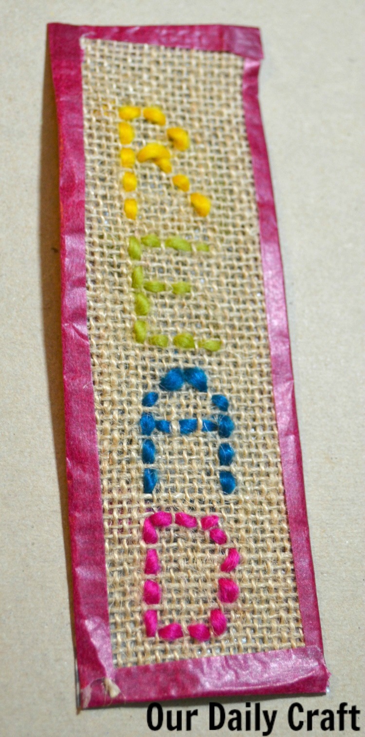 This easy stitched burlap bookmark idea is great for kids learning to sew and adults to make as well.