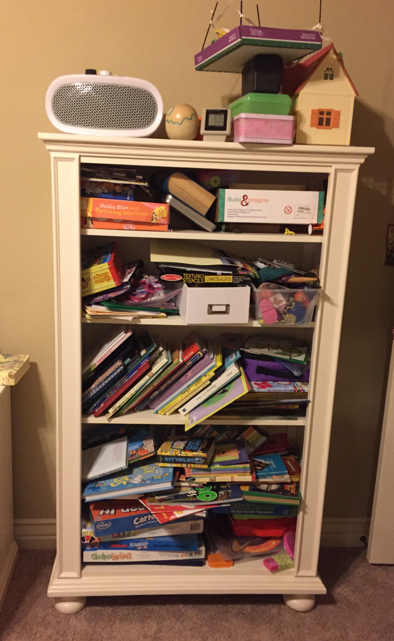 Stylish Ideas for Arranging and Organizing Bookcases 