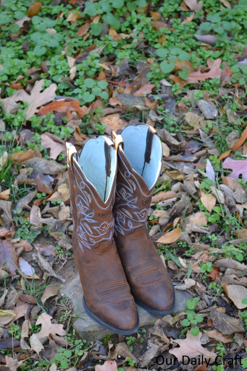 The Kind of Girl Who Wears Boots {Country Outfitter Giveaway!}