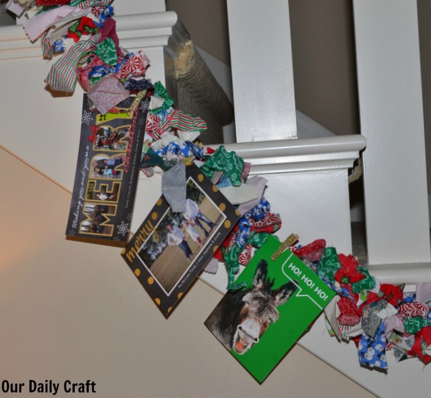 hang cards with glitter clothespins