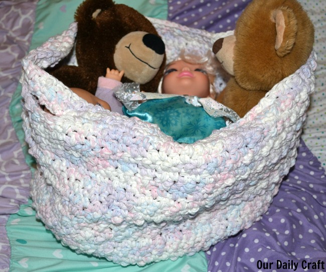 Marly Bird's Basket booklet is full of easy crochet projects. 