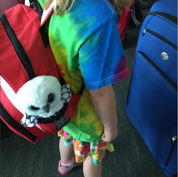 getting ready to travel with kids? Here's the stuff we really used to entertain her on our vacation.