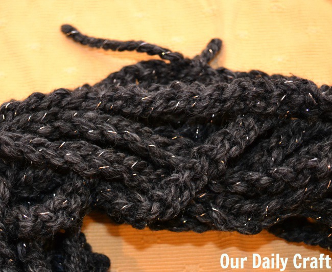 yarn ends crochet loop