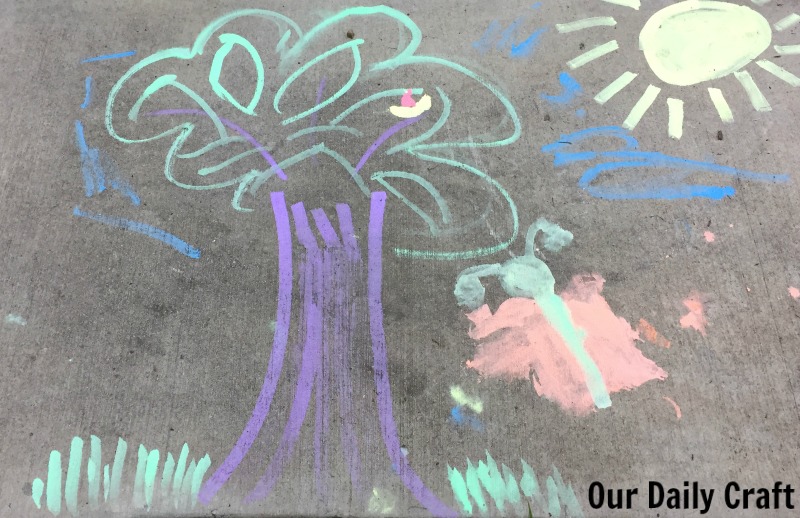 Have fun in the sun and create big art with your kids with RoseArt chalk paint products.