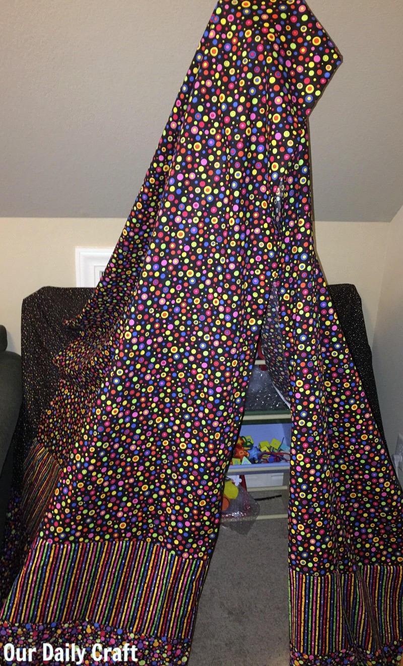 Make a reading tent for your kids (or yourself) no tools required!