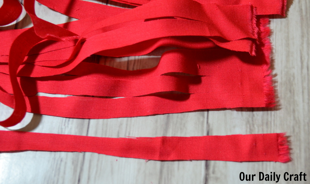 How to Make Fabric Yarn Turn Flat Fabric into a Continuous Piece of