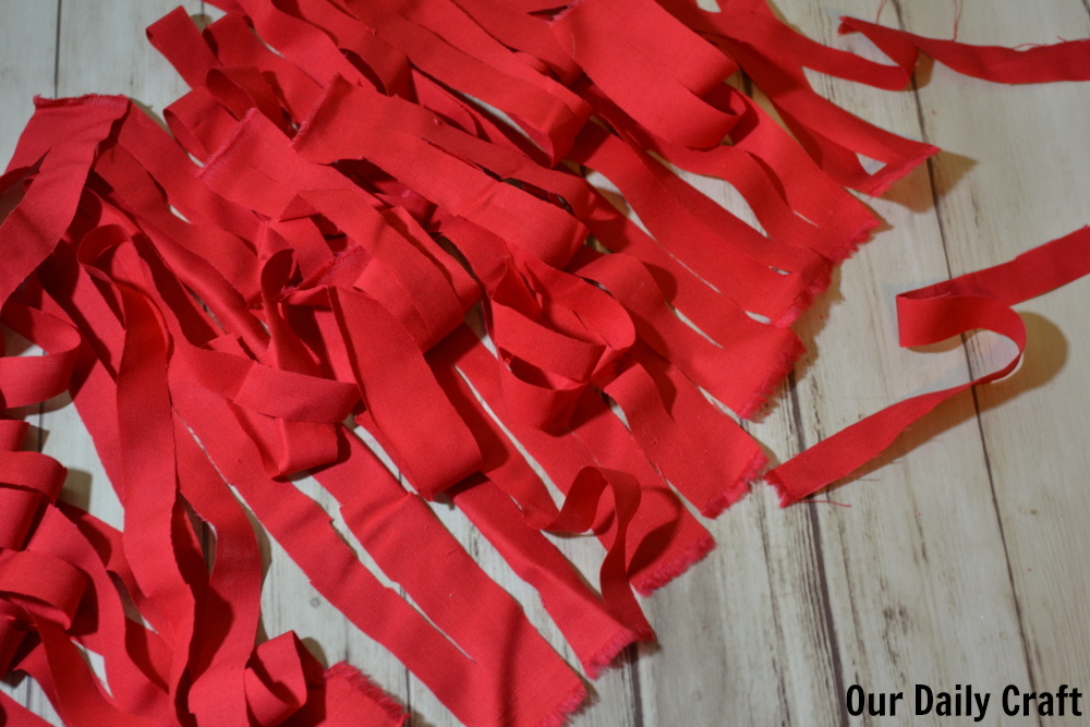 How to Make Fabric Yarn Turn Flat Fabric into a Continuous Piece of