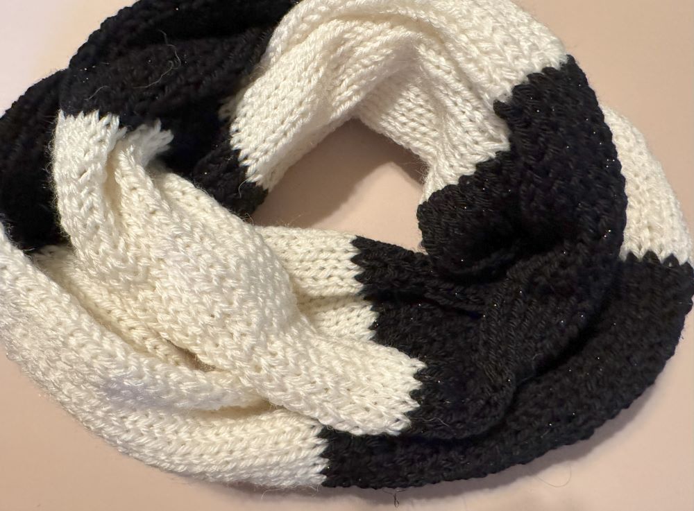 小物 KHOKI Intrarsia - knit muffler White IMG_8238_1200x1200.jpg?v=